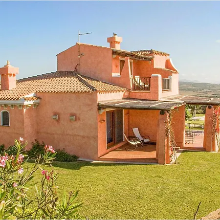 Nice In Punta Su Turrione With Jacuzzi * Punta de su Torrione